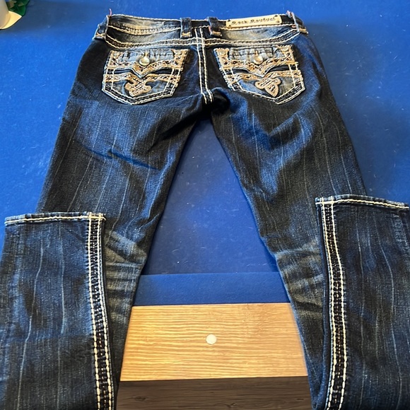 Rock Revival Skinny Jeans - Picture 2 of 8